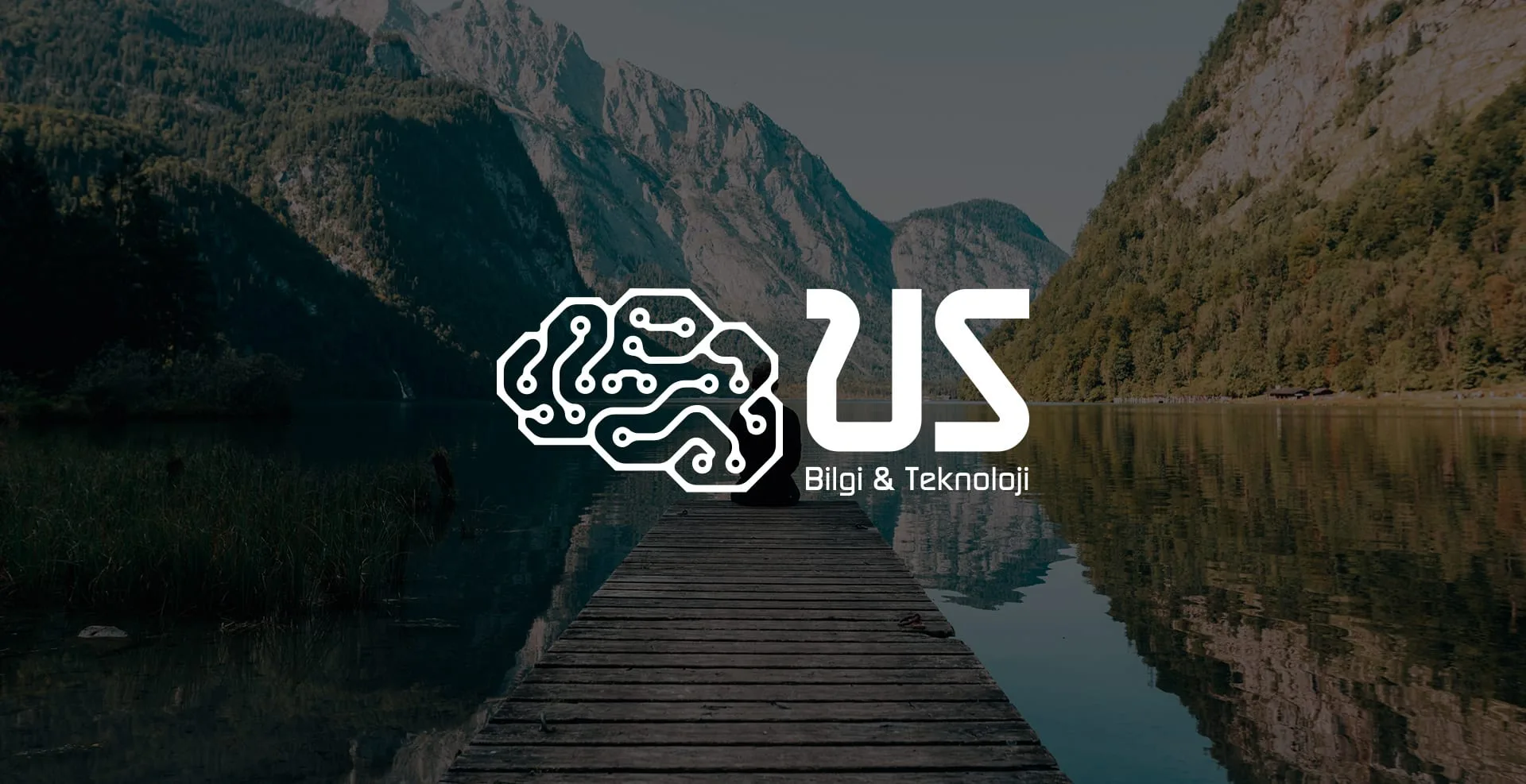 US Bilgi & Teknoloji logo tasarımı